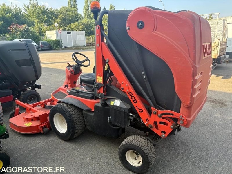 Tondeuse autoportée KUBOTA - 2008 - 1581 heures - Gazonmaaier: afbeelding 4 Tondeuse autoportée KUBOTA - 2008 - 1581 heures - Gazonmaaier: afbeelding 4