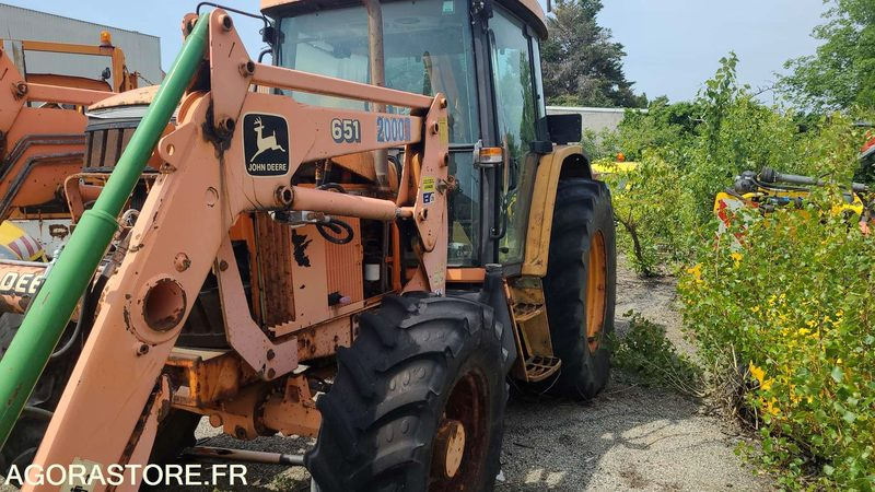 Tracteur chargeur JOHN DEER 651 - 2000 - Tractor: afbeelding 1 Tracteur chargeur JOHN DEER 651 - 2000 - Tractor: afbeelding 1
