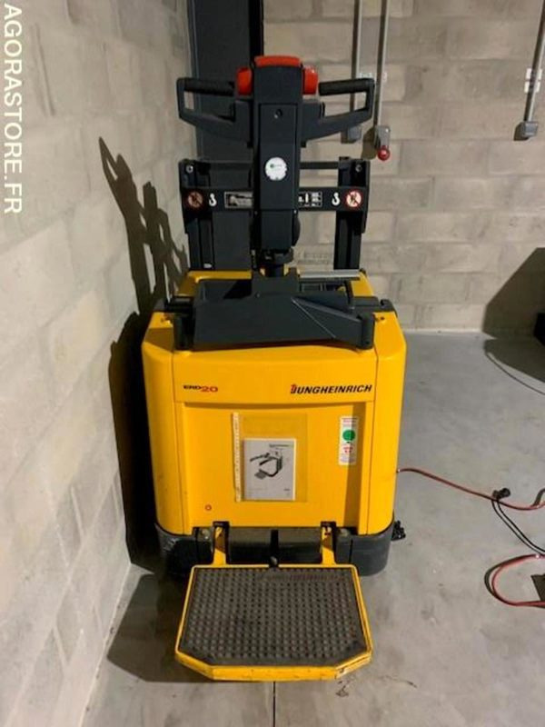 Transpalette électrique sur batteries déchargées. JUNGHEINRICH - Palletwagen: afbeelding 4 Transpalette électrique sur batteries déchargées. JUNGHEINRICH - Palletwagen: afbeelding 4