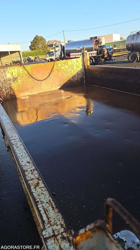 IVECO CAM - 2003 - 213734 KM - BY-253-GK - Trekker: afbeelding 4 IVECO CAM - 2003 - 213734 KM - BY-253-GK - Trekker: afbeelding 4