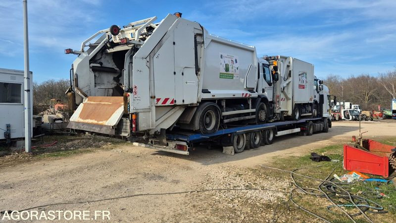 LOT de TRACTEUR RENAULT PREMIUM 2003 + REMORQUE + 2 BOM - Trekker: afbeelding 4 LOT de TRACTEUR RENAULT PREMIUM 2003 + REMORQUE + 2 BOM - Trekker: afbeelding 4