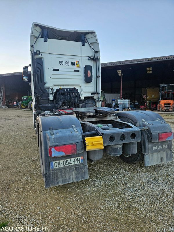 MAN TGX 500.18 Hydraulique + ralentisseur - Trekker: afbeelding 5 MAN TGX 500.18 Hydraulique + ralentisseur - Trekker: afbeelding 5