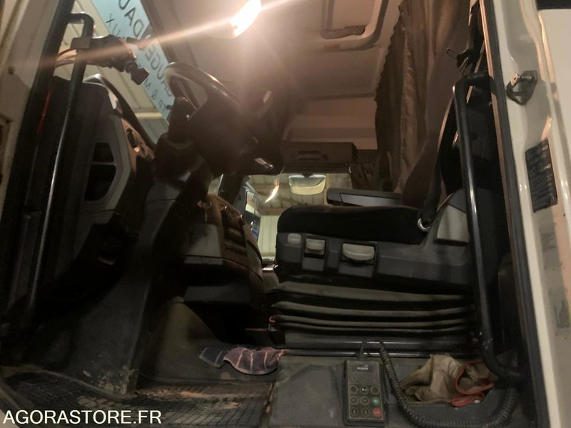 TGX 18.480 4X2 BLS HYDRAULIQUE - 2013 - 608000 Kms - Trekker: afbeelding 4 TGX 18.480 4X2 BLS HYDRAULIQUE - 2013 - 608000 Kms - Trekker: afbeelding 4