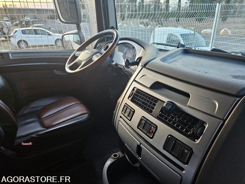 Leasing TRACTEUR DAF XF 510 XL - 2016 - 447 120km - TRES BON ETAT TRACTEUR DAF XF 510 XL - 2016 - 447 120km - TRES BON ETAT: afbeelding 7 Leasing TRACTEUR DAF XF 510 XL - 2016 - 447 120km - TRES BON ETAT TRACTEUR DAF XF 510 XL - 2016 - 447 120km - TRES BON ETAT: afbeelding 7