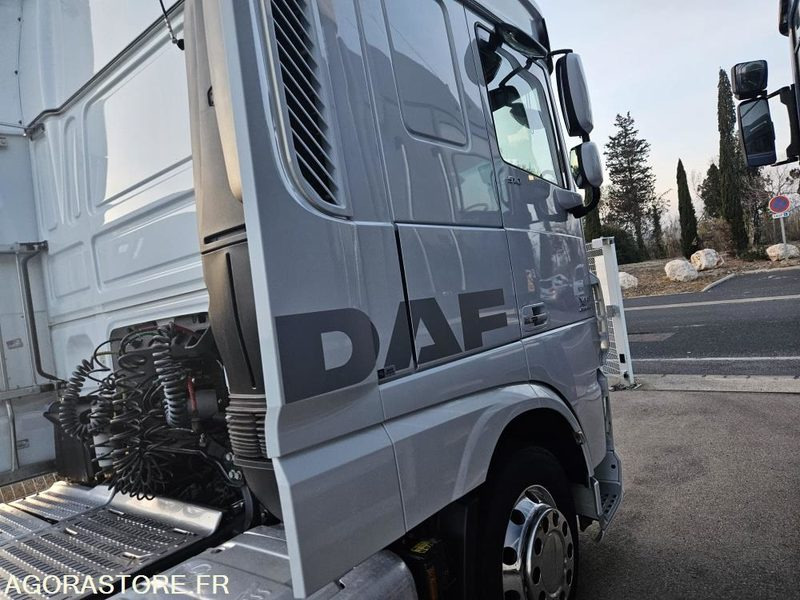TRACTEUR DAF XF 510 XL - 2016 - 447 120km - TRES BON ETAT - Trekker: afbeelding 3 TRACTEUR DAF XF 510 XL - 2016 - 447 120km - TRES BON ETAT - Trekker: afbeelding 3