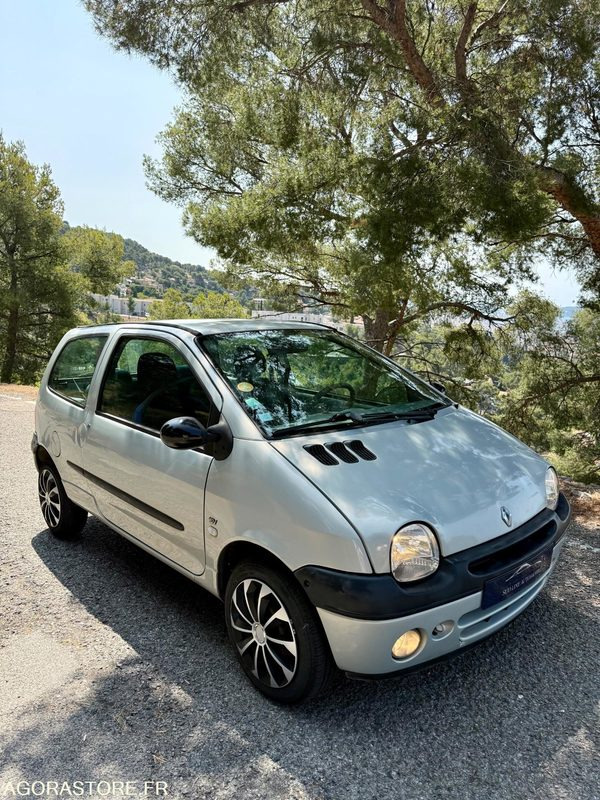 Twingo 1.2 16v kiss cool CLIM - Personenwagen: afbeelding 4 Twingo 1.2 16v kiss cool CLIM - Personenwagen: afbeelding 4