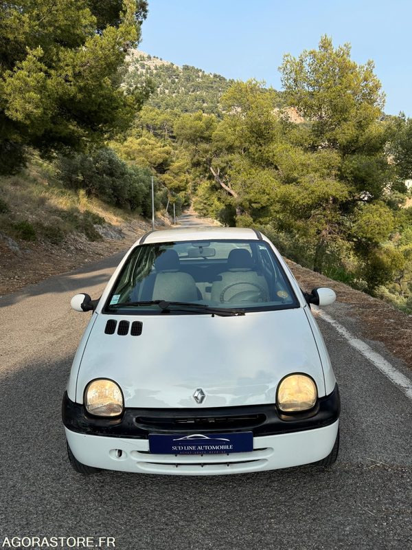 Twingo 1.2 Expression - 2003 - Personenwagen: afbeelding 3 Twingo 1.2 Expression - 2003 - Personenwagen: afbeelding 3