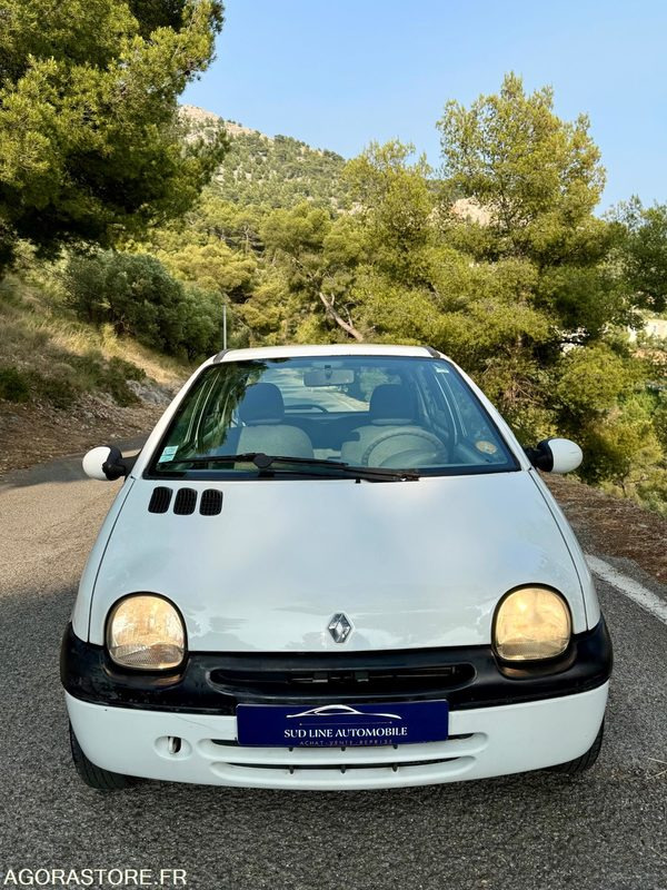Twingo 1.2 Expression - 2003 - Personenwagen: afbeelding 4 Twingo 1.2 Expression - 2003 - Personenwagen: afbeelding 4