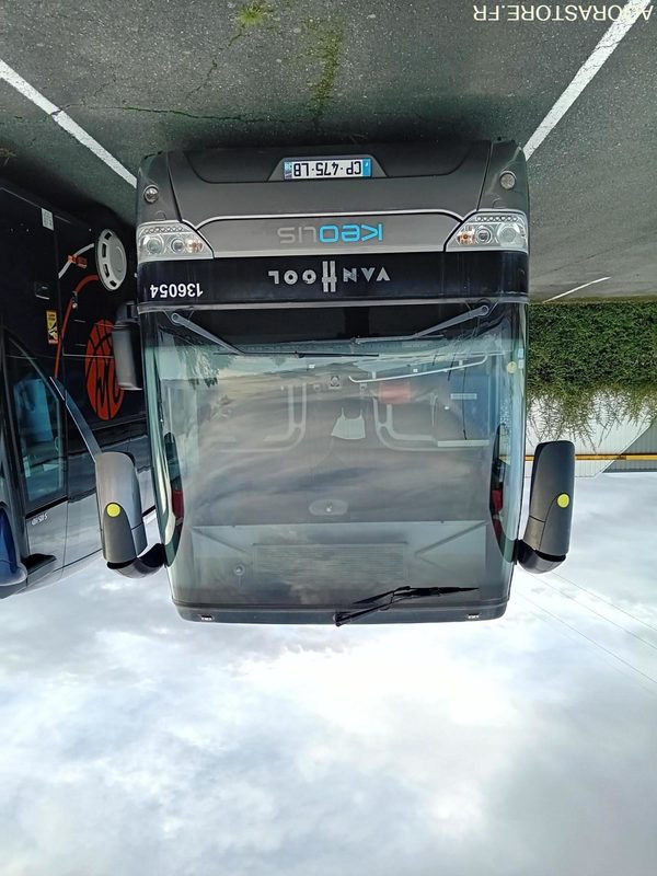 VAN HOOL ALICRON TX15 N°136054 - Touringcar: afbeelding 2 VAN HOOL ALICRON TX15 N°136054 - Touringcar: afbeelding 2