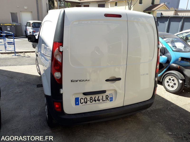 VEHICULE ISOTHERME - Koelwagen: afbeelding 4 VEHICULE ISOTHERME - Koelwagen: afbeelding 4