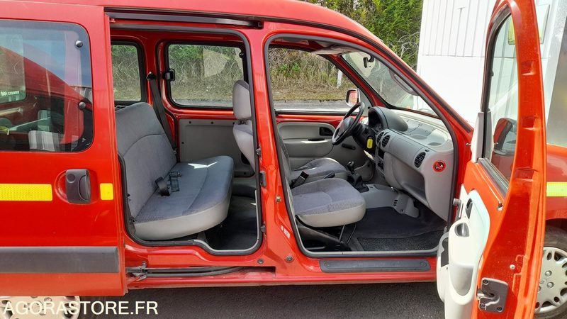 VLTU016 - KANGOO 5 PLACES - Personenwagen: afbeelding 2 VLTU016 - KANGOO 5 PLACES - Personenwagen: afbeelding 2
