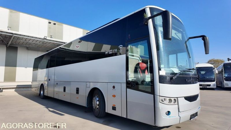 Van Hool EX16 M / 13.3m / Lift / Full Option / Euro 6 - Touringcar: afbeelding 1 Van Hool EX16 M / 13.3m / Lift / Full Option / Euro 6 - Touringcar: afbeelding 1