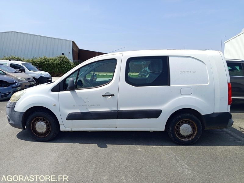 Véhicule utilitaire CITROËN Berlingo - Kleine bestelwagen: afbeelding 3 Véhicule utilitaire CITROËN Berlingo - Kleine bestelwagen: afbeelding 3
