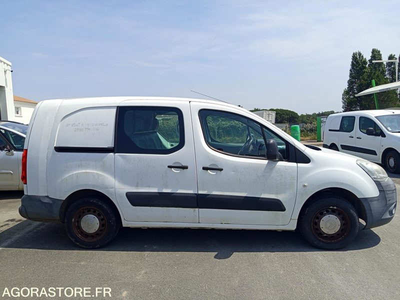 Véhicule utilitaire CITROËN Berlingo - Kleine bestelwagen: afbeelding 2 Véhicule utilitaire CITROËN Berlingo - Kleine bestelwagen: afbeelding 2