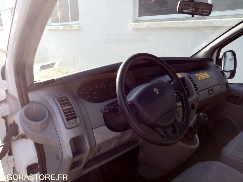 Vente Renault Trafic - Personenwagen: afbeelding 3 Vente Renault Trafic - Personenwagen: afbeelding 3