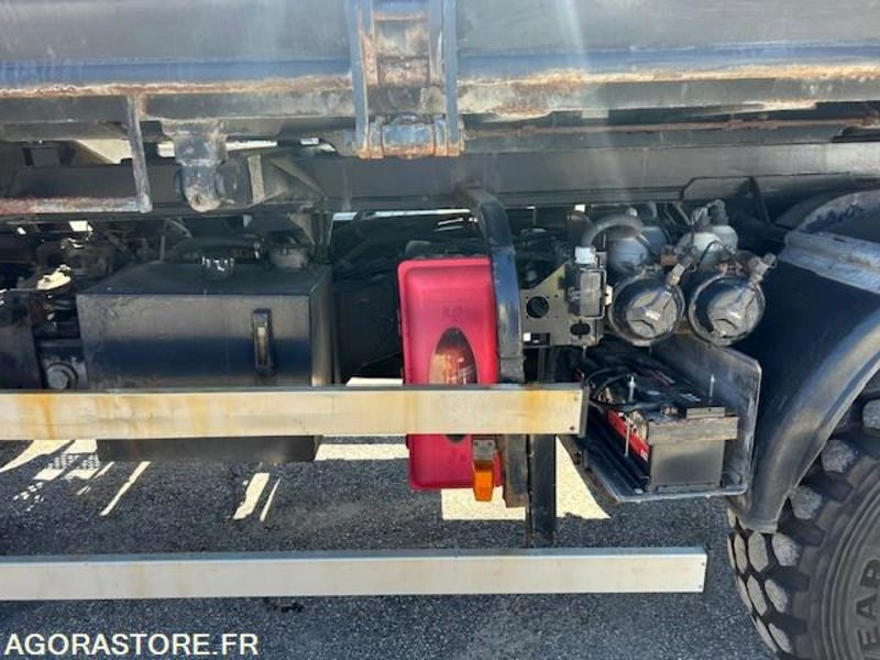 CAMION 4X4 MERCEDES UNIMOG U5000 2009 62289 KM 4667 HEURES - Vrachtwagen: afbeelding 5 CAMION 4X4 MERCEDES UNIMOG U5000 2009 62289 KM 4667 HEURES - Vrachtwagen: afbeelding 5