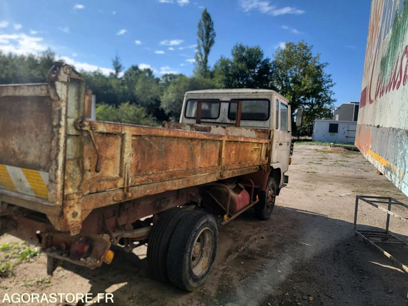 CAMION-BENNE-RENAULT-JK75-1986/181289 KM - Vrachtwagen: afbeelding 4 CAMION-BENNE-RENAULT-JK75-1986/181289 KM - Vrachtwagen: afbeelding 4