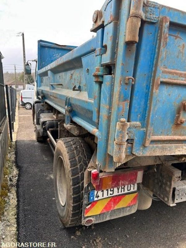CAMION BI-BENNE RENAULT PREMIUM 270 DCI 420 000 KM 2002 - Vrachtwagen: afbeelding 5 CAMION BI-BENNE RENAULT PREMIUM 270 DCI 420 000 KM 2002 - Vrachtwagen: afbeelding 5