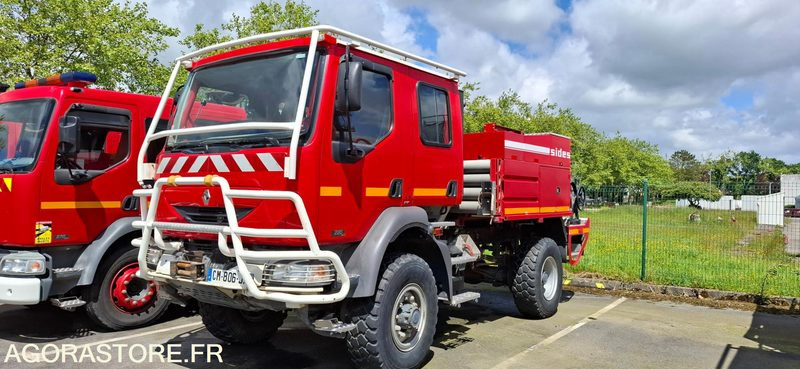 CAMION CITERNE FEUX FORET - RENAULT MIDLUM 220/12 - CM 806 JA - Vrachtwagen: afbeelding 1 CAMION CITERNE FEUX FORET - RENAULT MIDLUM 220/12 - CM 806 JA - Vrachtwagen: afbeelding 1