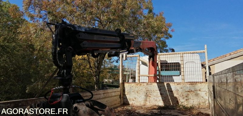 Vrachtwagen Camion benne avec grue - Renault Midlum 2001 293846kms: afbeelding 10 Vrachtwagen Camion benne avec grue - Renault Midlum 2001 293846kms: afbeelding 10