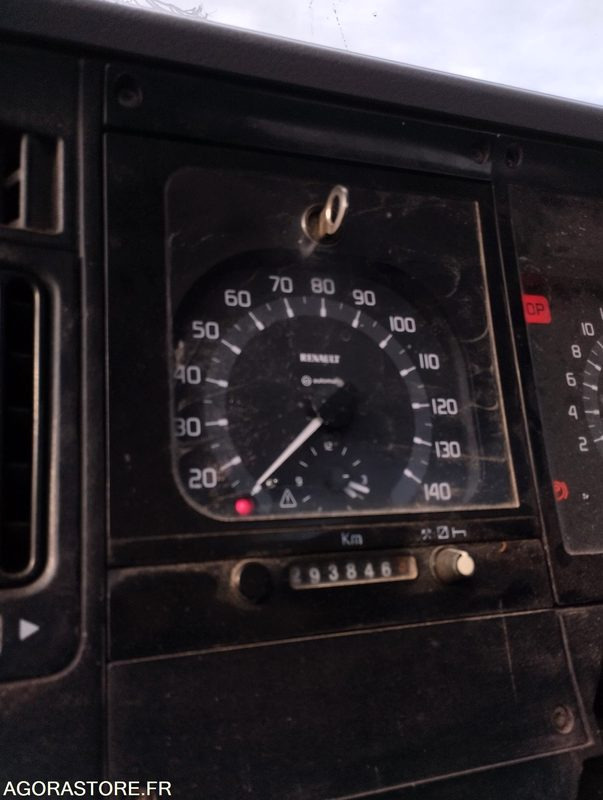 Vrachtwagen Camion benne avec grue - Renault Midlum 2001 293846kms: afbeelding 16 Vrachtwagen Camion benne avec grue - Renault Midlum 2001 293846kms: afbeelding 16