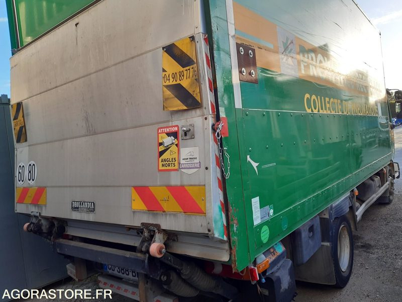 FOURGON RENAULT 10T - CD388BR - Vrachtwagen: afbeelding 4 FOURGON RENAULT 10T - CD388BR - Vrachtwagen: afbeelding 4