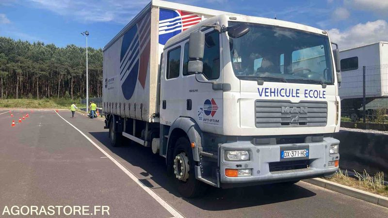 MAN TGM 18.240 - 2008 - 463785KMS - Vrachtwagen: afbeelding 2 MAN TGM 18.240 - 2008 - 463785KMS - Vrachtwagen: afbeelding 2