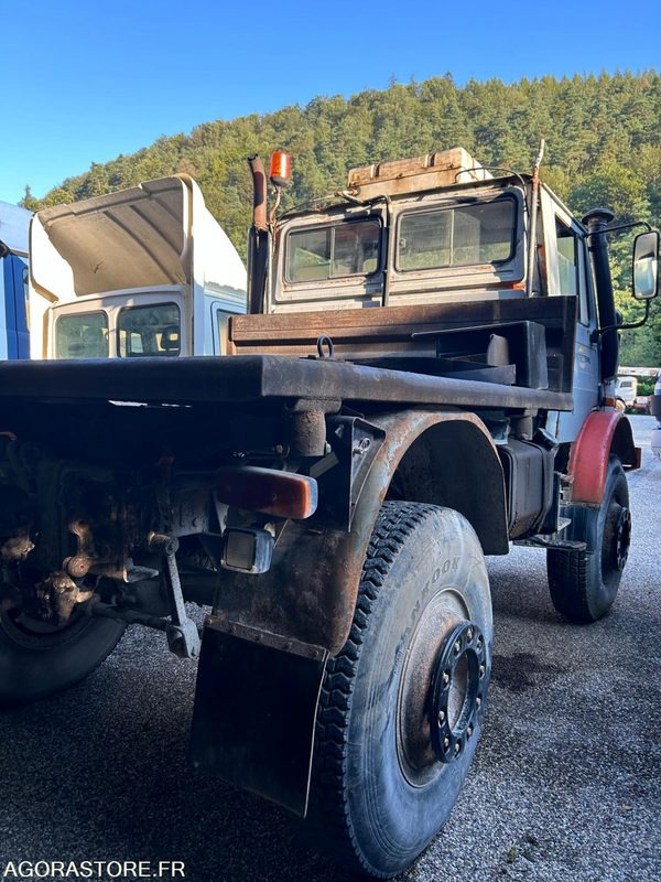 MERCEDES UNIMOG 425 -1985 - 196000km - Vrachtwagen: afbeelding 5 MERCEDES UNIMOG 425 -1985 - 196000km - Vrachtwagen: afbeelding 5
