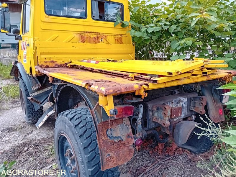 MERCEDES UNIMOG 5721-XK-68 - Vrachtwagen: afbeelding 2 MERCEDES UNIMOG 5721-XK-68 - Vrachtwagen: afbeelding 2