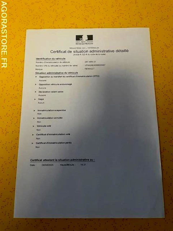 POID LOURD RENAULT MIDLUM - Vrachtwagen: afbeelding 4 POID LOURD RENAULT MIDLUM - Vrachtwagen: afbeelding 4