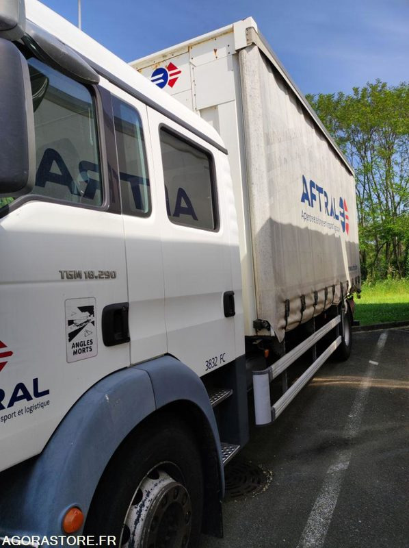 PORTEUR - MAN - TGM - 2010 - 360484 KM - (3832) - Vrachtwagen: afbeelding 5 PORTEUR - MAN - TGM - 2010 - 360484 KM - (3832) - Vrachtwagen: afbeelding 5