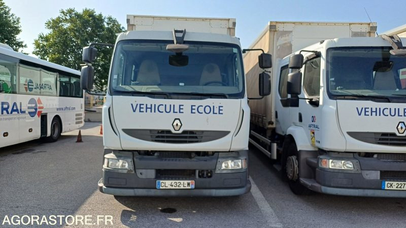 Porteur MIDLUM DXI 290 de 2012 408000 KMS (3865/CL-432-LW) - Vrachtwagen: afbeelding 1 Porteur MIDLUM DXI 290 de 2012 408000 KMS (3865/CL-432-LW) - Vrachtwagen: afbeelding 1
