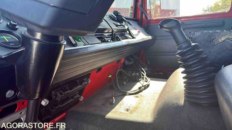 Vrachtwagen RENAULT M210 - 40219KM - 1994: afbeelding 17 Vrachtwagen RENAULT M210 - 40219KM - 1994: afbeelding 17
