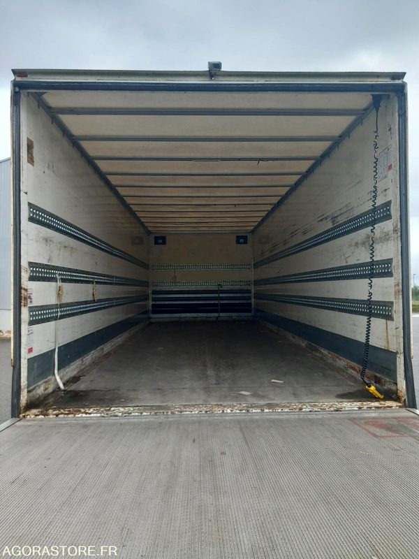 RENAULT MIDLUM 220 12T - 2013 - 301000 Kms - Vrachtwagen: afbeelding 5 RENAULT MIDLUM 220 12T - 2013 - 301000 Kms - Vrachtwagen: afbeelding 5