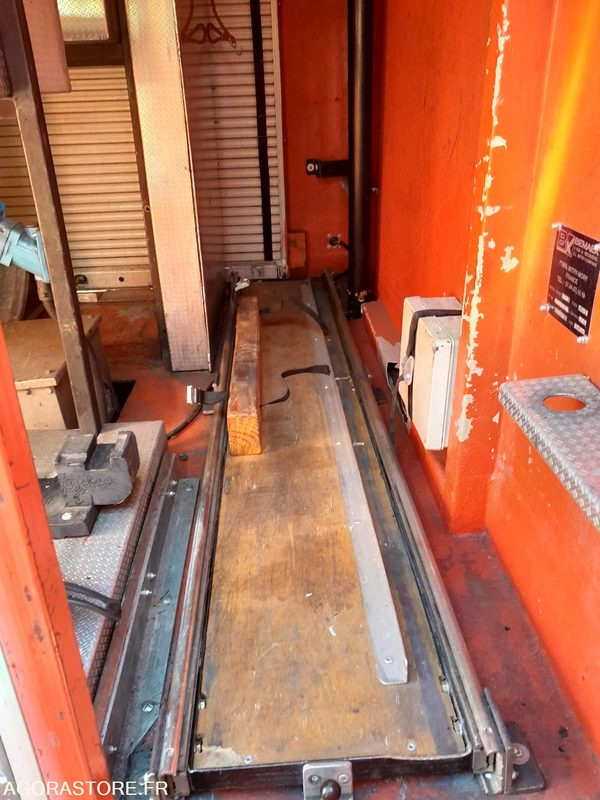 Renault VASP - 1997 - 118447kms - DM534GC - Vrachtwagen: afbeelding 5 Renault VASP - 1997 - 118447kms - DM534GC - Vrachtwagen: afbeelding 5