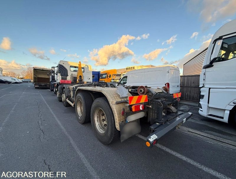 VOLVO FM12 380 - 2004 - 636 982 - Vrachtwagen: afbeelding 4 VOLVO FM12 380 - 2004 - 636 982 - Vrachtwagen: afbeelding 4