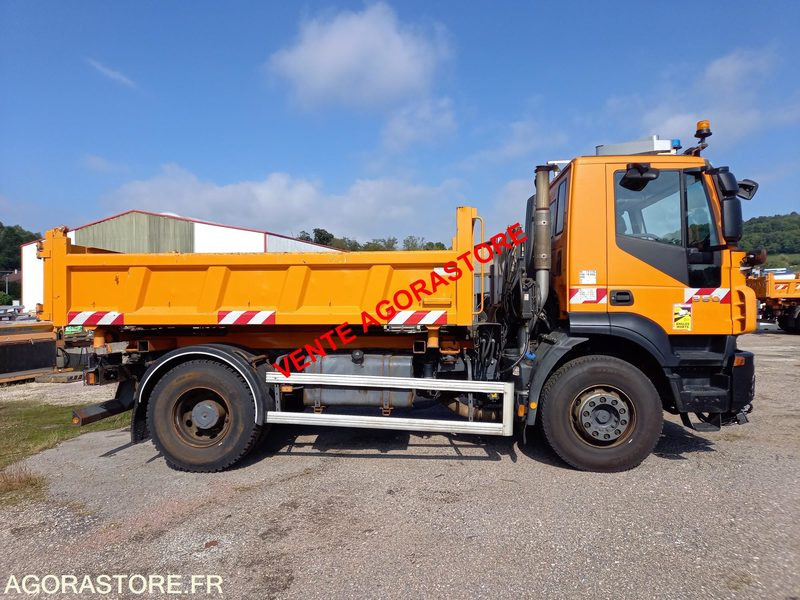 Vends IVECO 4X2 - Vrachtwagen: afbeelding 4 Vends IVECO 4X2 - Vrachtwagen: afbeelding 4
