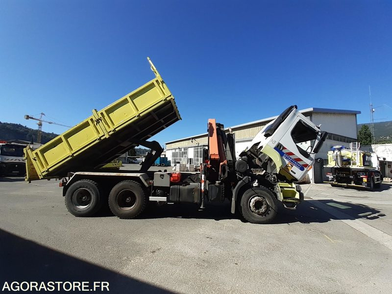 Camion Renault kerax 380 - 2001 - 278532 KM - Vrachtwagen: afbeelding 5 Camion Renault kerax 380 - 2001 - 278532 KM - Vrachtwagen: afbeelding 5