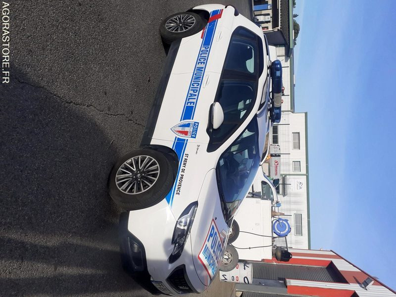 Peugeot 2008 police municipale - SUV: afbeelding 4 Peugeot 2008 police municipale - SUV: afbeelding 4