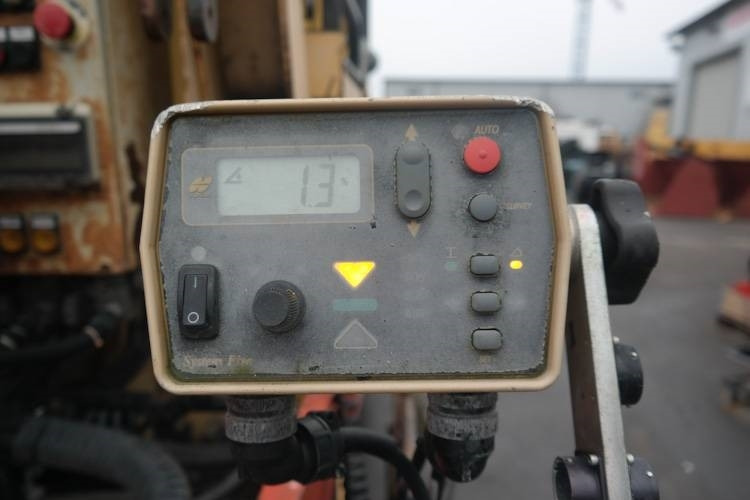 Dynapack F121 4WD - Asfaltafwerkmachine: afbeelding 2 Dynapack F121 4WD - Asfaltafwerkmachine: afbeelding 2