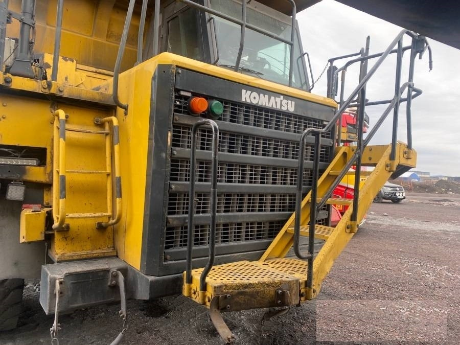 Komatsu HD405-7 - Zelfrijdende kiepwagen: afbeelding 4 Komatsu HD405-7 - Zelfrijdende kiepwagen: afbeelding 4