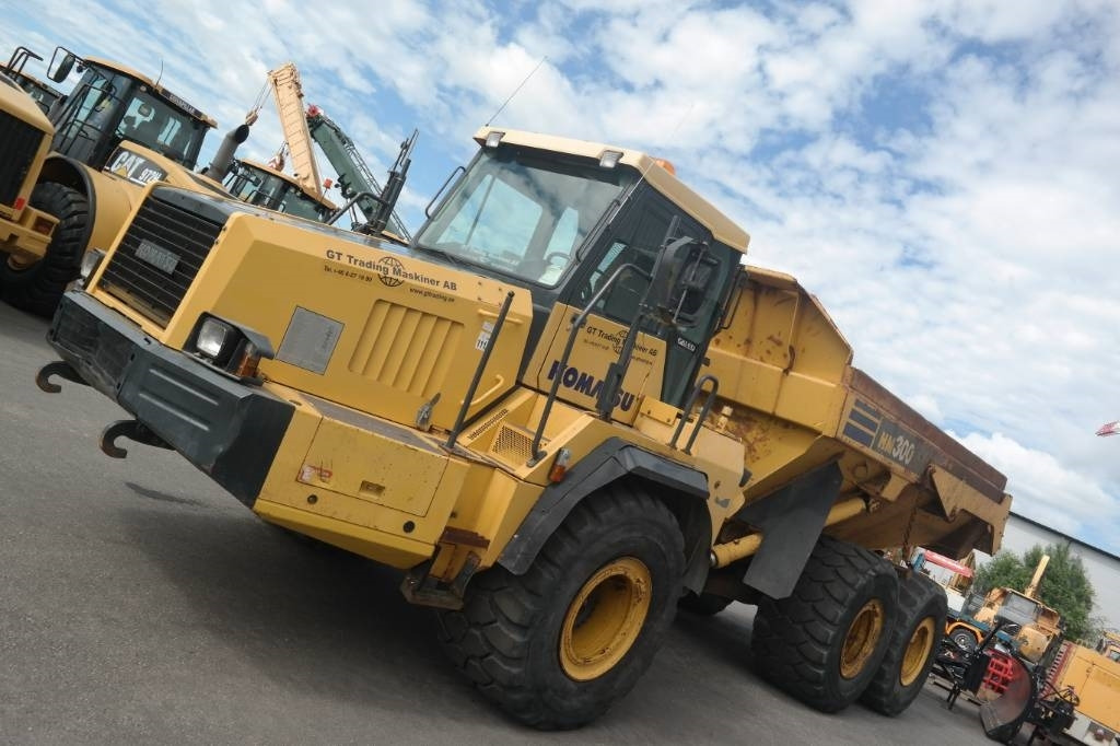 Komatsu HM 300-2 - Kiepwagen met knikbesturing: afbeelding 4 Komatsu HM 300-2 - Kiepwagen met knikbesturing: afbeelding 4