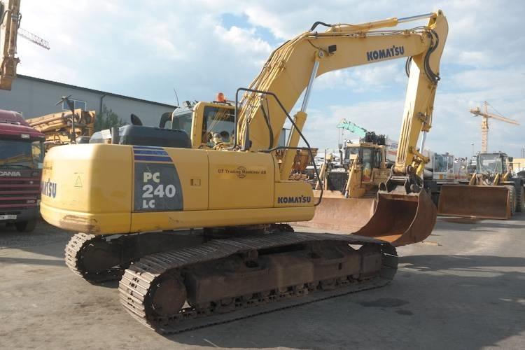 Komatsu PC240-8 - Rupsgraafmachine: afbeelding 2 Komatsu PC240-8 - Rupsgraafmachine: afbeelding 2