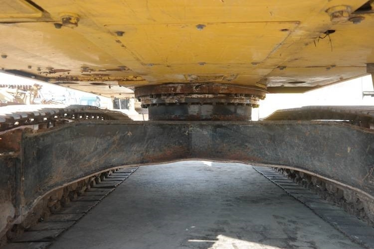 Komatsu PC240-8 - Rupsgraafmachine: afbeelding 5 Komatsu PC240-8 - Rupsgraafmachine: afbeelding 5