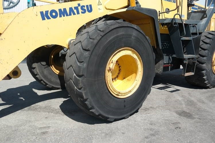Komatsu WA 380-5-H - Wiellader: afbeelding 2 Komatsu WA 380-5-H - Wiellader: afbeelding 2