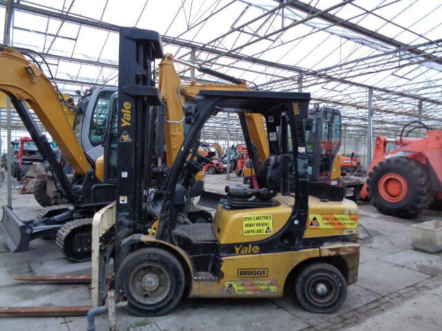 Yale GDP 35 VX - Heftruck: afbeelding 1 Yale GDP 35 VX - Heftruck: afbeelding 1