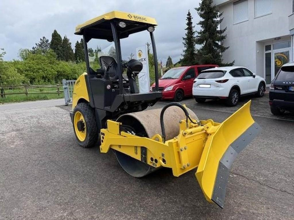 Bomag 124 DH-5 - Schapenpootwals/ Grondverdichter: afbeelding 1 Bomag 124 DH-5 - Schapenpootwals/ Grondverdichter: afbeelding 1