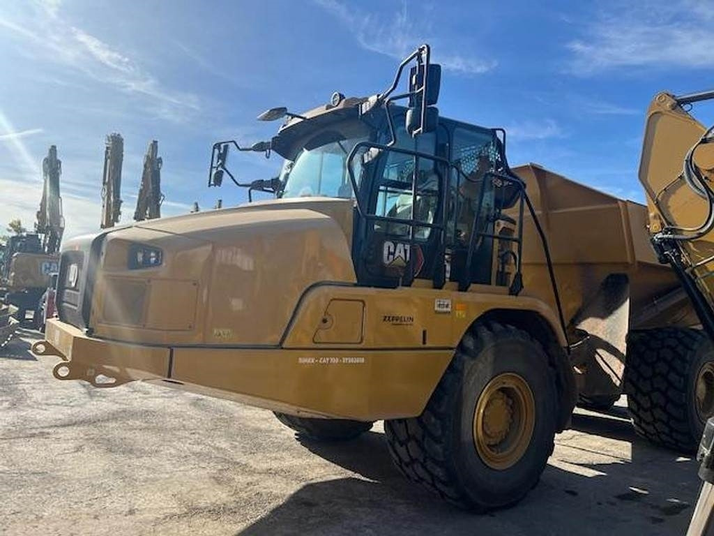 CAT 730 - Kiepwagen met knikbesturing: afbeelding 4 CAT 730 - Kiepwagen met knikbesturing: afbeelding 4