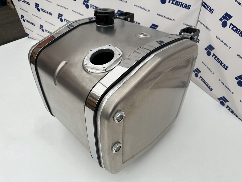 Hydraulic aluminum oil tank 200L - Hydrauliektank voor Vrachtwagen: afbeelding 3 Hydraulic aluminum oil tank 200L - Hydrauliektank voor Vrachtwagen: afbeelding 3