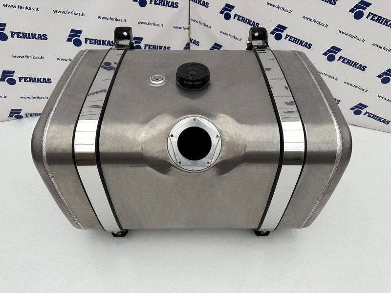 Hydraulic aluminum oil tank 300L - Hydrauliektank voor Vrachtwagen: afbeelding 1 Hydraulic aluminum oil tank 300L - Hydrauliektank voor Vrachtwagen: afbeelding 1